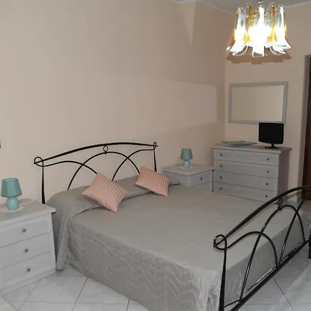 Il Nespolo Дом отдыха Катания